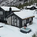 With Hot Tub And Fjord Views In Sauda * Saudasjoen