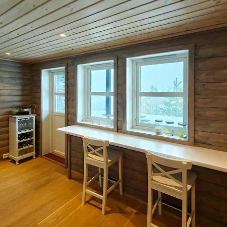 With Hot Tub And Fjord Views In Sauda Holiday home *
