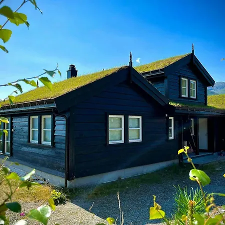 With Hot Tub And Fjord Views In Sauda * Saudasjøen