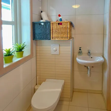 בית נופש With Hot Tub And Fjord Views In Sauda Saudasjøen
